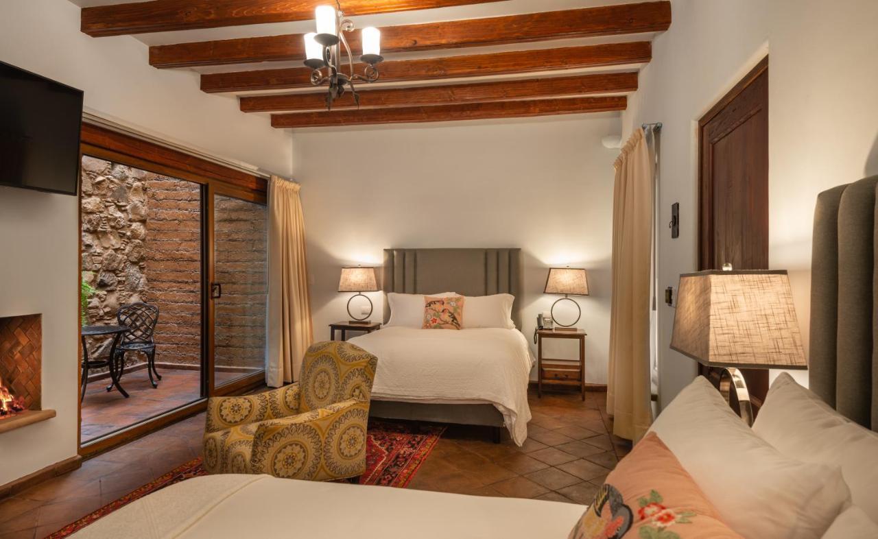 Hotel Boutique Casa Colorada パツクアロ エクステリア 写真