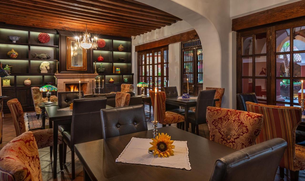 Hotel Boutique Casa Colorada パツクアロ エクステリア 写真