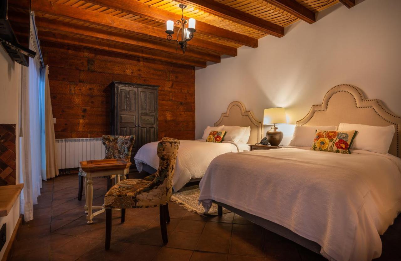 Hotel Boutique Casa Colorada パツクアロ エクステリア 写真